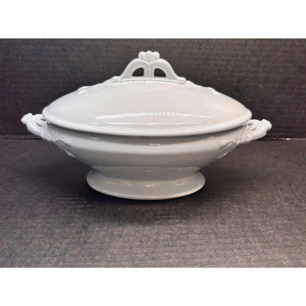 Vintage Burgess &Goddard Ironstone Covered Tureen Serving Dish England Farmhouse